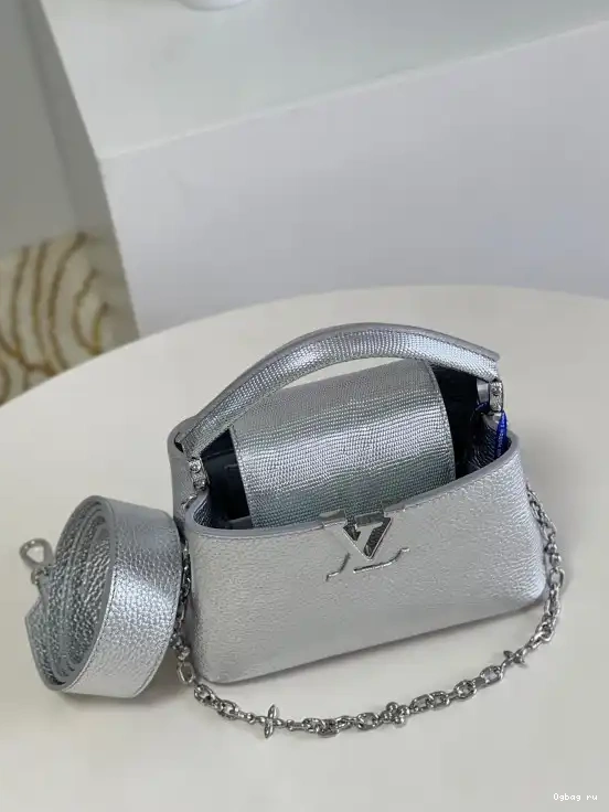 CAPUCINES VUITTON LOUIS MINI 0623
